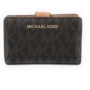 🆕 Michael Kors Luxury Jet Set Travel Bifold ⭐️
